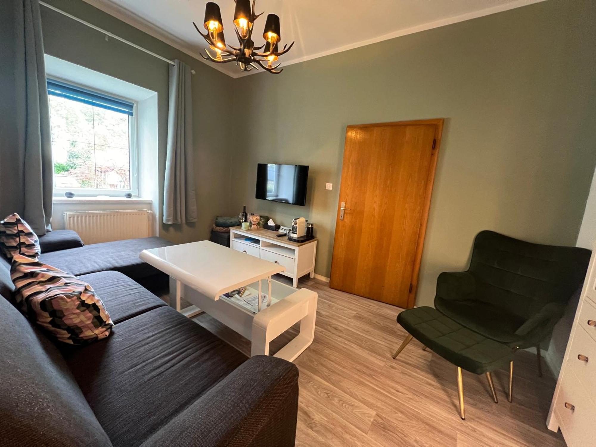 Ausseerland Apartments - Relax, Ski, Hike And Bike, Garden, Parking, Bbq, Near Hallstatt, Loser, Tauplitz And Krippenstein, Free Wi-Fi And Netflix Bad Aussee Dış mekan fotoğraf