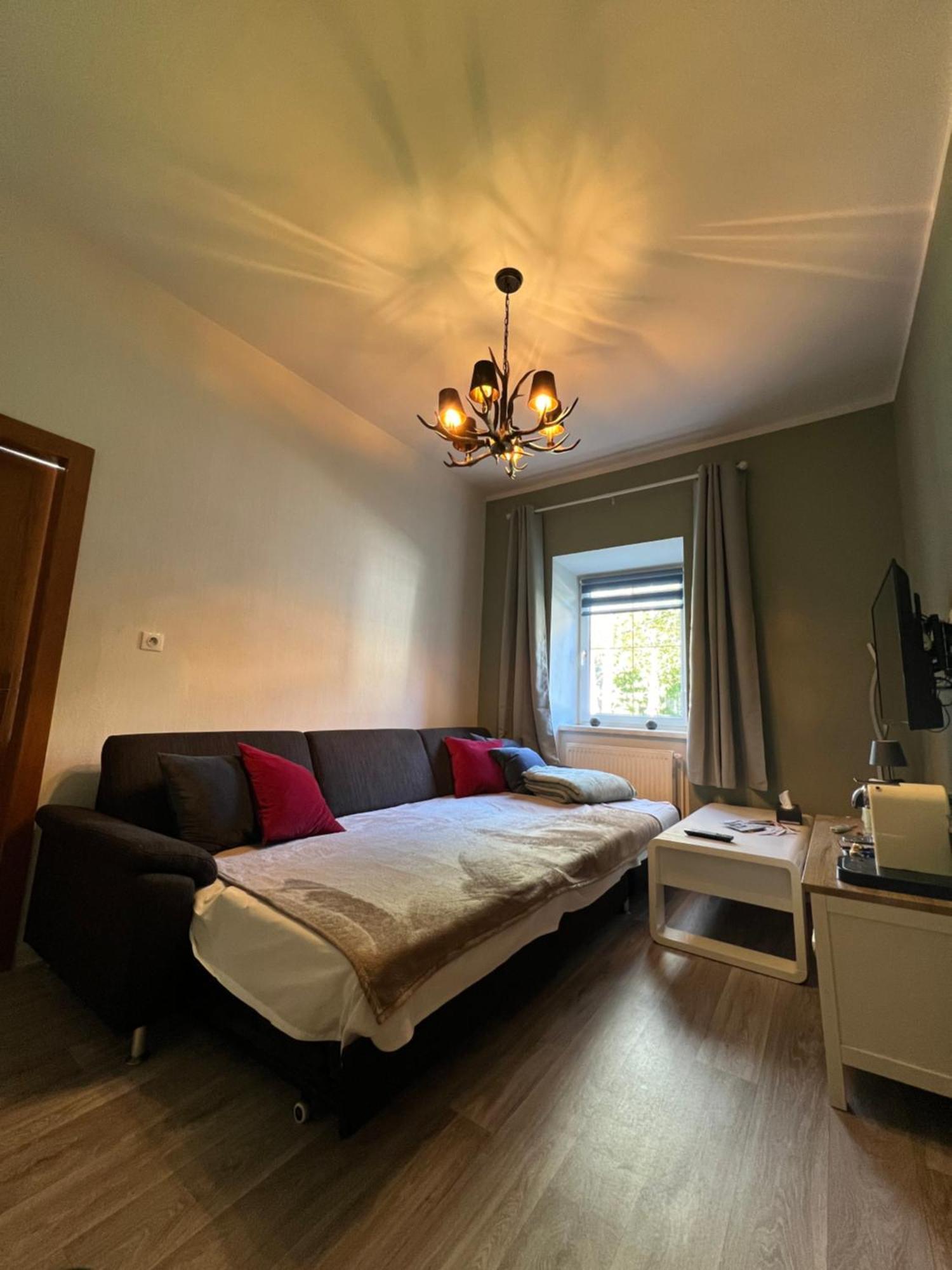 Ausseerland Apartments - Relax, Ski, Hike And Bike, Garden, Parking, Bbq, Near Hallstatt, Loser, Tauplitz And Krippenstein, Free Wi-Fi And Netflix Bad Aussee Dış mekan fotoğraf
